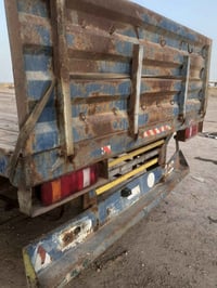 عربانه للبيع اوربيه نشره كامله بريك بنزات جدد طوله ١٢.٥ ثلاجه مطبخ كام...