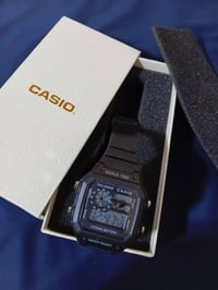 ساعة كاسيو إلكترونية • بعلبته • توصيل خاص