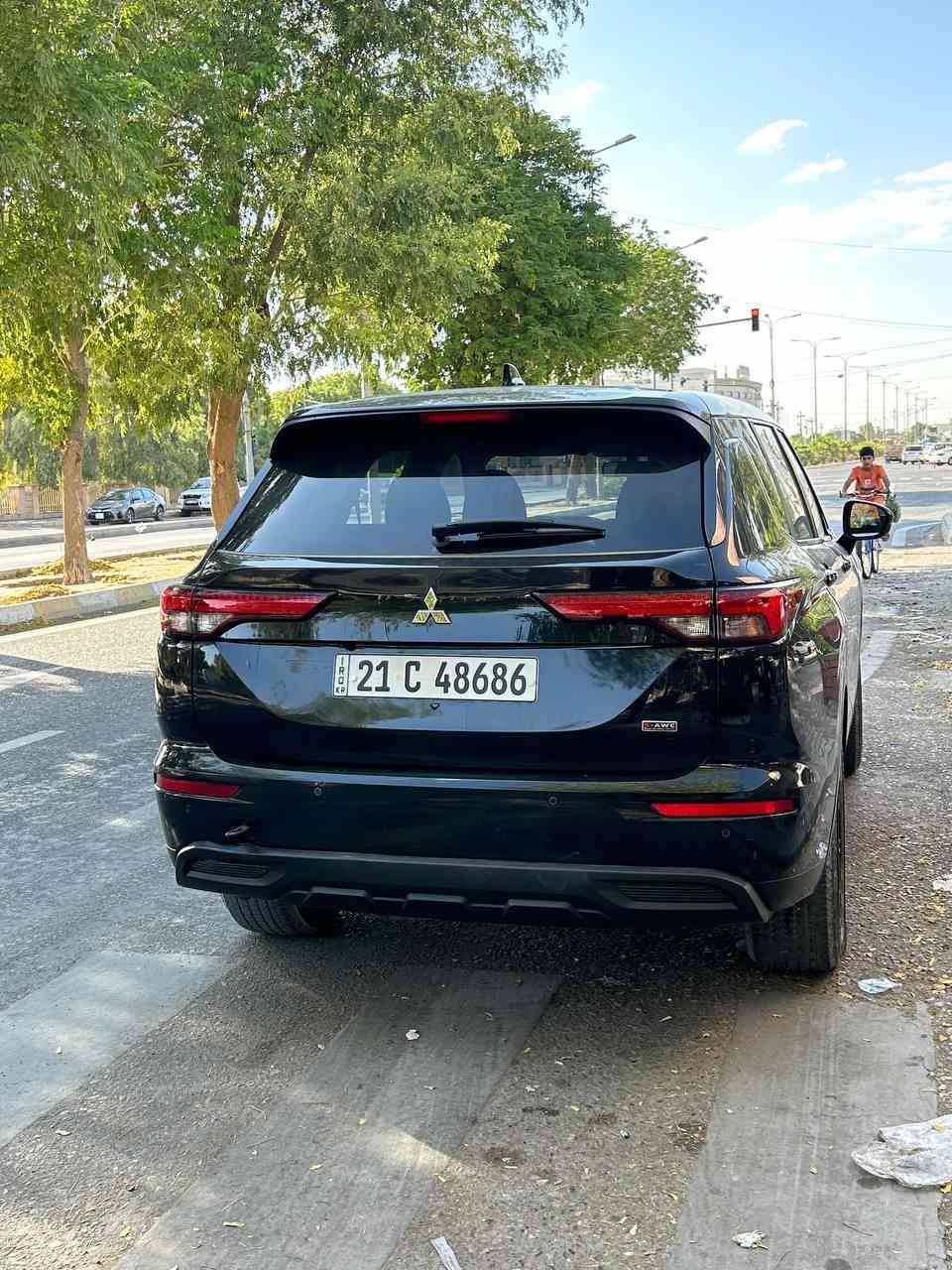 سلام وعليكم

للبيع | ميتسوبيشي أوتلاندر 2023 | 7 راكب | S-AWC 🚗

سياره بجم كبس صور الحادث مرفق مع الصور

سيارة نظيفة ومميزة، موديل 2023، 7 راكب، دفع رباعي S-AWC، شكل عصري وثبات عالي وراحة بالسواقة، مناسبة للعائلة والسفر.

✅ مكينة 2.5
✅ قير أوتوماتيك CVT
✅ دفع رباعي S-AWC
✅ رادار
✅ حساسات أمامية وخلفية
✅ تحكم ستيرن
✅ مثبت سرعة
✅ شفتات تبديل بالستيرن (شفات)
✅ شاشة وكاميرا
✅ إضاءة LED
✅ تكييف ممتاز
✅ تشغيل بصمة / سمارت كي (حسب الفئة)
✅ اقتصادية بالبنزين
✅ مساحة واسعة وشنطة كبيرة

سيارة تجمع بين الفخامة، الراحة، والأمان، وجاهزة للاستخدام.

📞 للاستفسار والتفاصيل أكثر – مراسلة أو اتصال

(***********)
