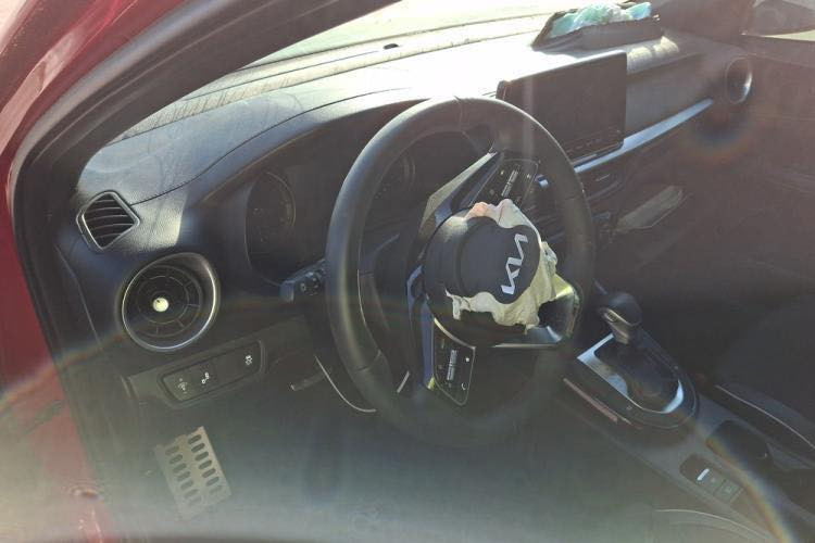 فورتي عدد 2
2024 GT-Line—-1
حاليا بالشحن 
ماشيه 9 الالف
موعد الوصول 3/3
واصل باسم المشتري ع وضعه 138$
حجز بعربون

2024 KIA FORTE, LXS—2
شهرين وتوصل
ماشيه 37
بدون تبديل وصبغ
واصل باسم المشتري 145$
حجز بعربون

مكاني بابل
جوهرة الحياة للمزادات الامريكية وتجارة السيارات -فرع بابل
***********
