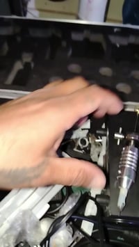 جهاز وشم للبيع سعر جدا مناسب ب ٧٥ وبي مجال الجهاز ويا مكينة احتياط واب...