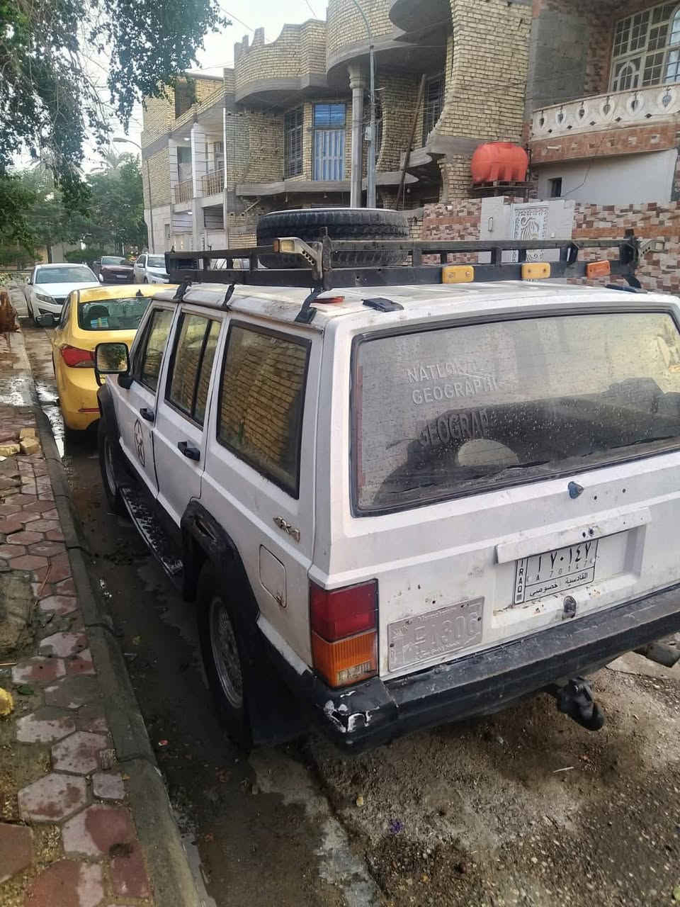 سلام عليكم سياره جيب البيع رقم وسنويه تحويل ثاني يوم رقمي *********** السعر 25 ورقه وبيه مجال الشراي
