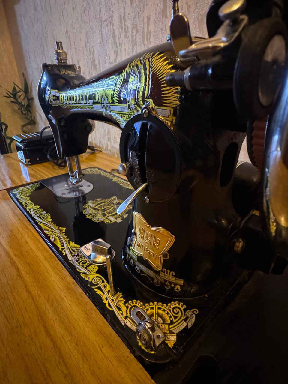 مكينة أم الفراشة تحفة فنية لاصحاب الذوق الرفيع ❤
أم الفراشة💕 مؤسسة قديم اصلي مال الثمانينات 💞
نظافة 99/100🎀
سعر ١٤٠ ألف 🔵
***********
