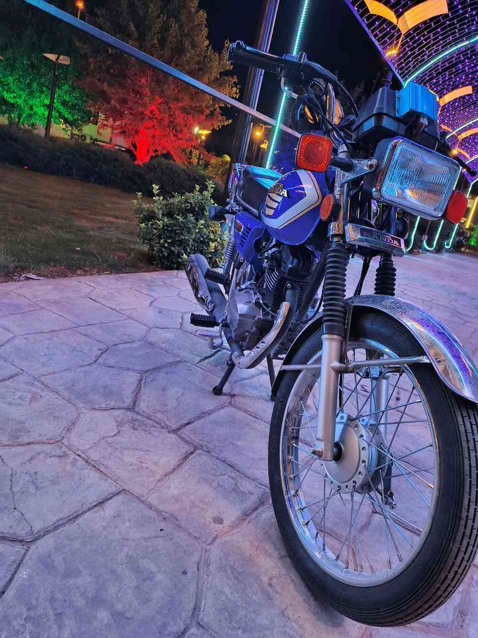 سڵاوتان لێبێت ئەم ماتۆرە هۆندای پاکستانی مۆدیل ۲٠۲٥هیچ عەیبی نیە  سعری ۷٠٠ هەزارە و مەجالی تیایە
***********
