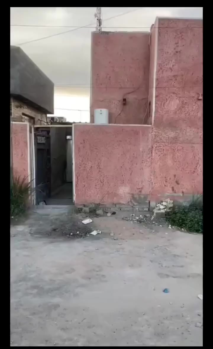 بيت للبيع 🏠
📌 حي اور سبع قصور شارع ابوعلي
80 م واقع حال 
كهرباء ماء درجة اولى
35 وبي مجال


**إذا كنت صاحب هذا الإعلان وتريد حذفه لأي سبب، رجاءا أرسل رسالة إلى الدعم الفني**