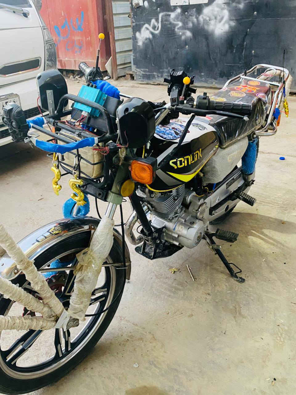 سلام عليكم سيفان للبيع موديل 2023
كير محرك شرط نشاط فولل 
تكريت قضاء العلم ***********
