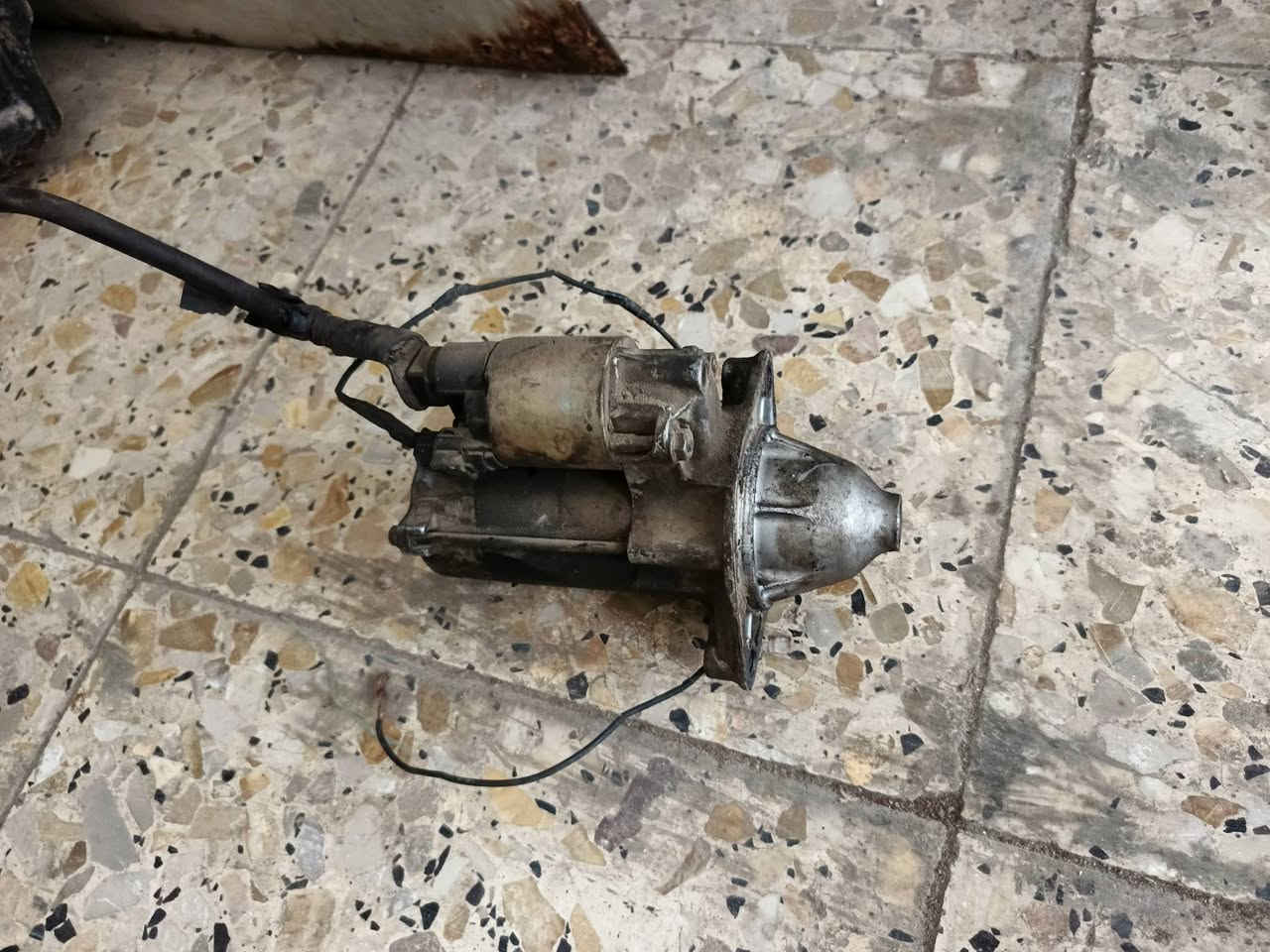 ادوات كرونا جديد وتفصيخ اصلي شركة اي شي تحتاج اتصل *********** عنوان المحل باب الشرجي مقابيل محطة وقود البتاوين احمد ياباني
