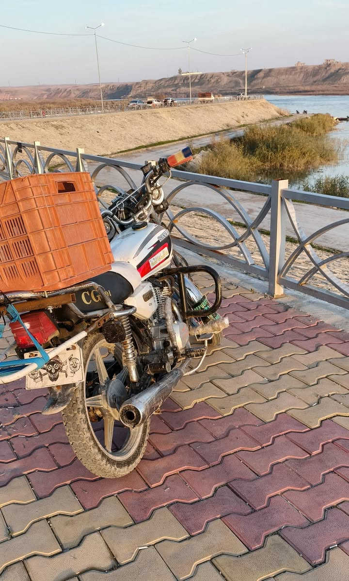 السلام عليكم 
مأطور  للبيع سيفان موديل 20 
محرك شرط ما مفتوح الماطور نضيف حيل 
السعر 450 العنوان قريه الحود
للاستفسار الاتصال علئ الرقم ***********
