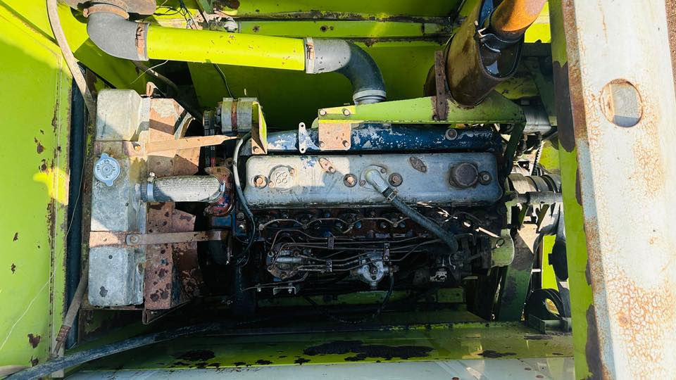 للبيع حاصده كلاص موديل 85 منفيس سعر مناسب للستفسار الاتصال ***********
