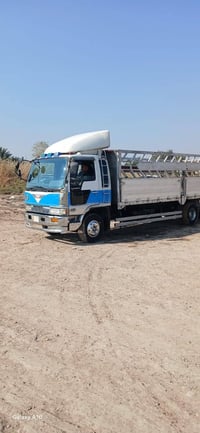 هينو طيره 70عادي رقم بغداد سنويه 2029  شاصي 6سته وربع بلادي تحويل مباش...