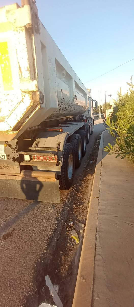 مان راس وعربانه مربوطه ثلاث لوحات باسمي تحويل ثاني يوم سياره جاهزه كبل لشغل خير من الله مكينه 410كيرفتيس4/4العنوان ديالى المقداديه أتصال ***********
