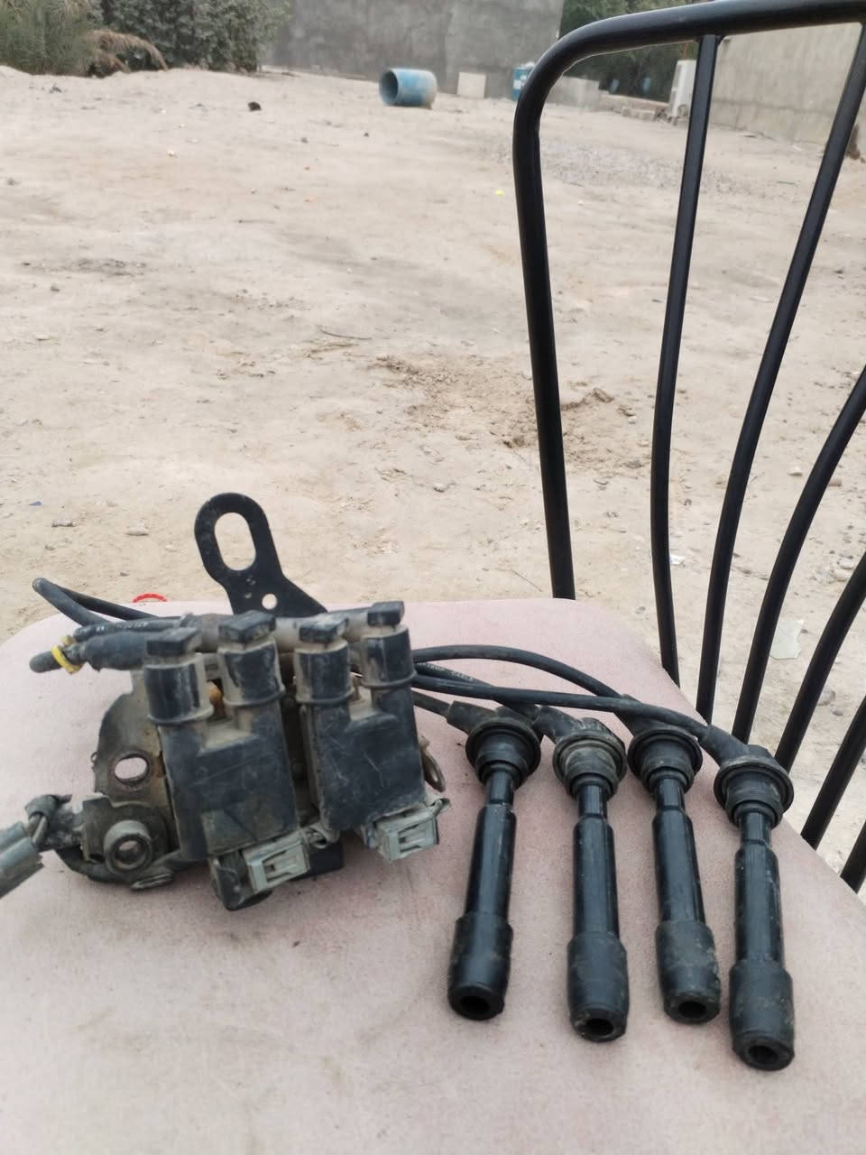 السلام عليكم غراض سبورتج محرك 4 سلندر  2000 دوش للبيع
الأسعار أسفل كل قطعة 👇👇
*********** يتوفر واتساب
