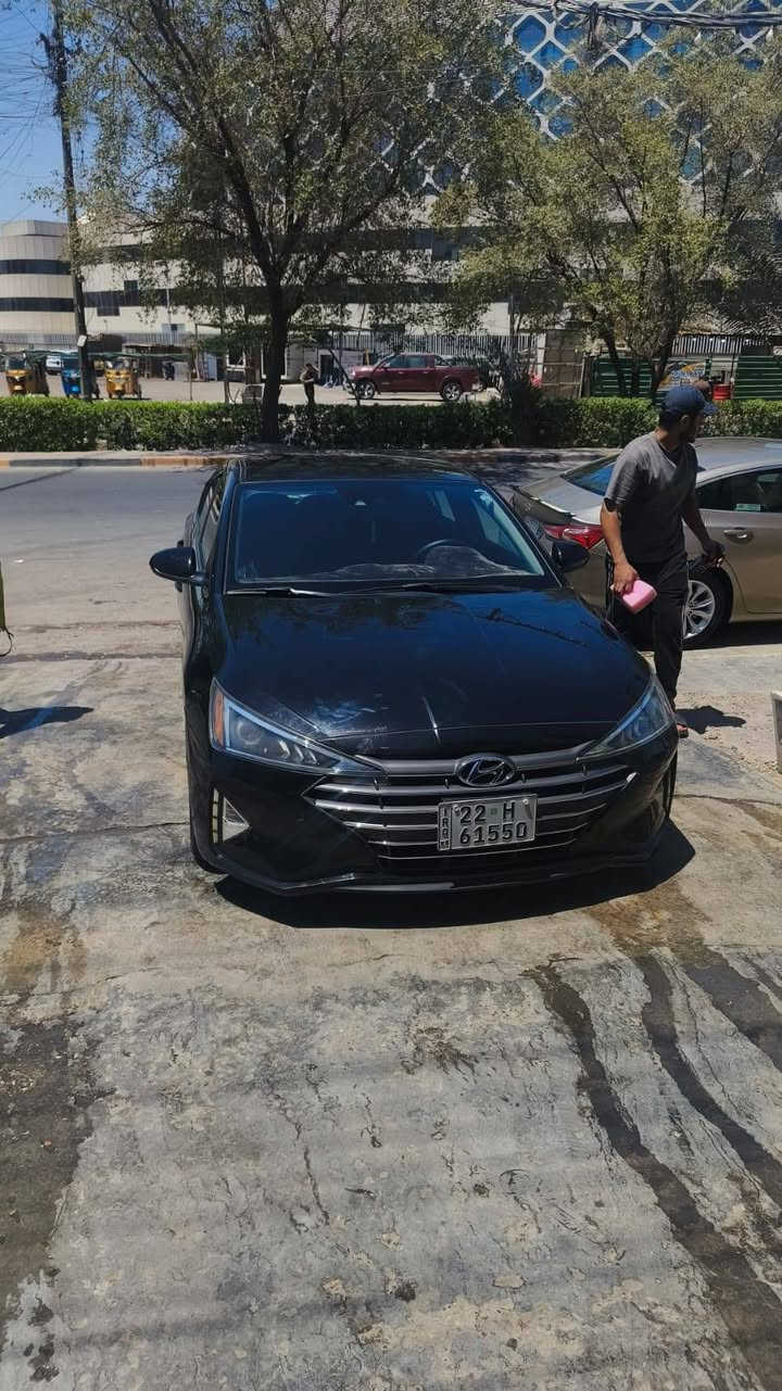 السلام عليكم ...السلام عليكم
النترا 2020 اميركي للبيع 138$
حادث خفيف تگمة "خلفي فقط"
موضح بالسونار
 "بچم كبس"
عداد المسافة 88m 
رقم اربيل الجديد "دولي"
موجود سونارها ويه الصور
مكانها حالياً بغداد-الشعب
-للاستفسار 
***********
***********
