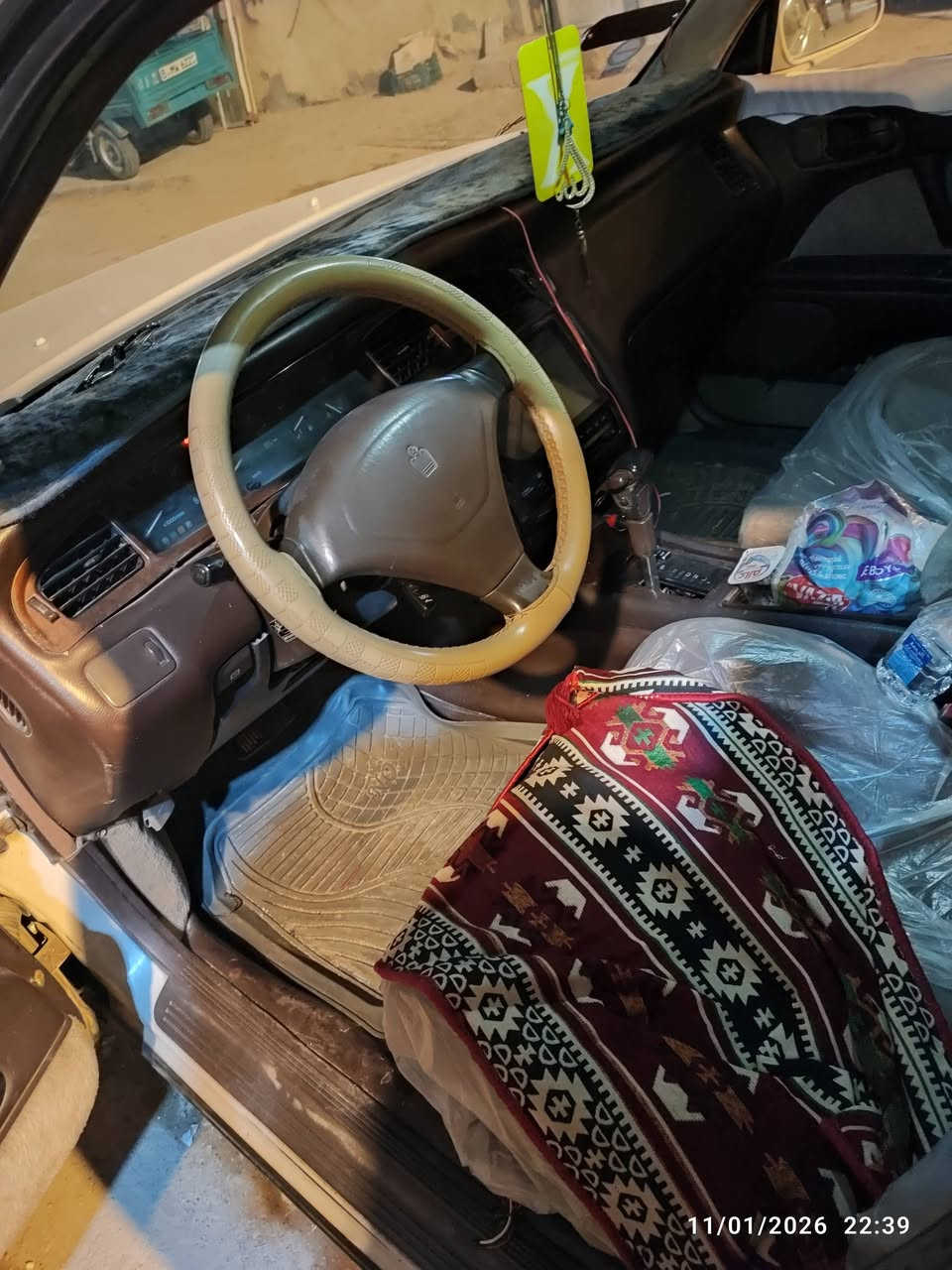 كراون بطة فصل 1994 مكينه كير حدادية كهربايات جاهزه ما ناقصة اي شي مكينه 2500 رقم نكليزي سنويه 2030  سعر 62 وبيه مجال ستفسار *********** مكان بصرة
