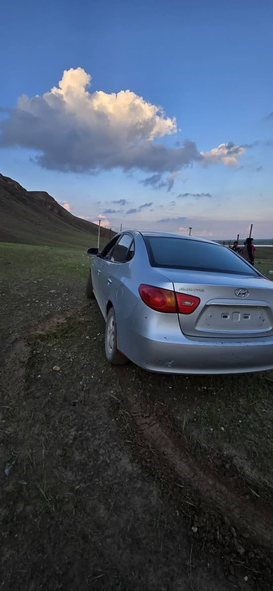 للبيع افانتي ادوات گصه جديده كير محرك صدر تايرات كلو شرط السعر 42 وبيها مجال
لاتصال *********** ۔ ***********
