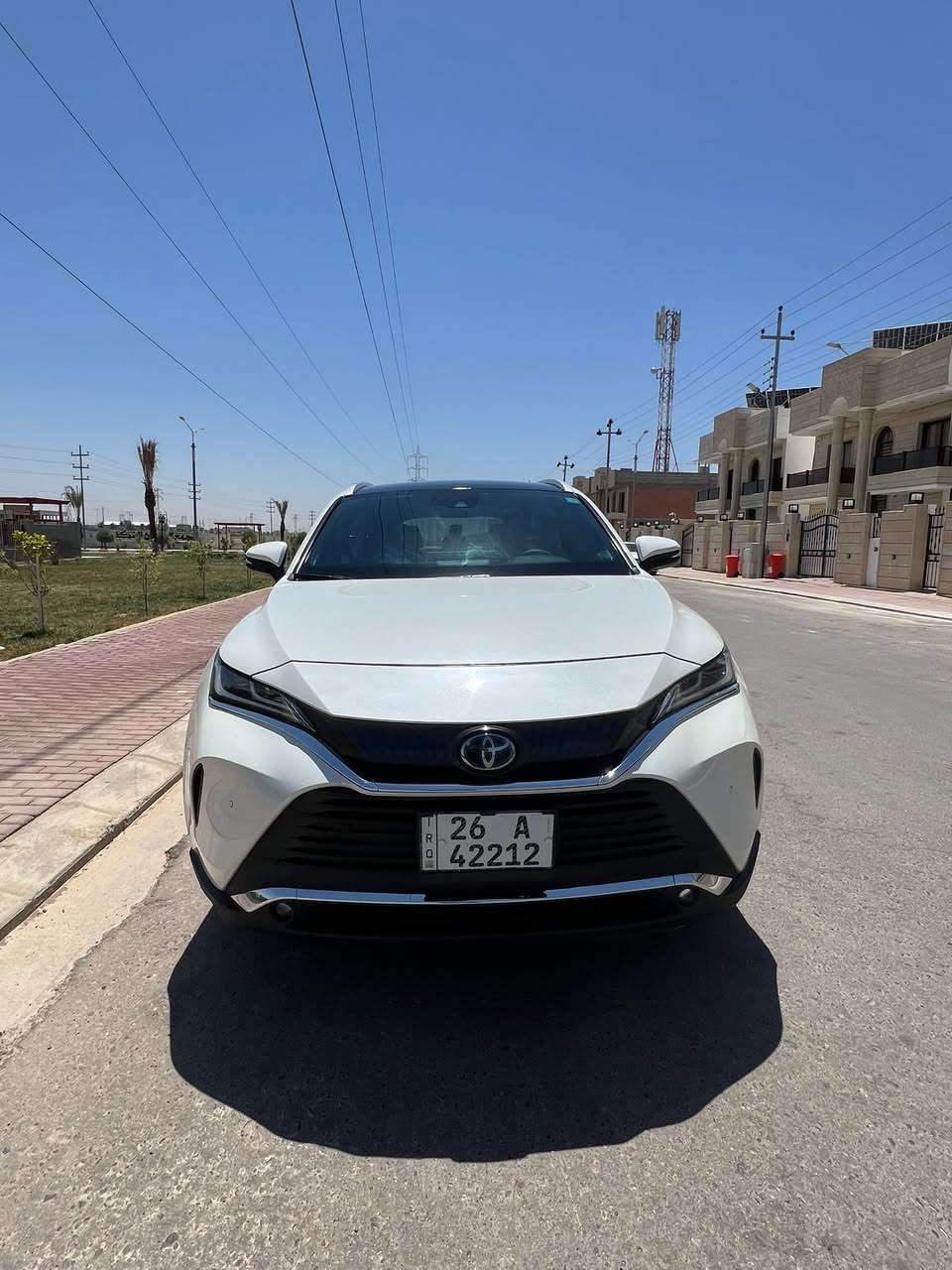 تويوتا فينزا 2021
فئة xle
مواصفات
كشنات جلد
تدفئة كشنات
كرسي السائق كهرباء
الصندوق كهرباء مع فتحه بتمرير الرجل تحته
لايت ليد وحاجب نهاري وكشاف ليد
شاشة كبيرة
بصمة تشغيل وبصمة ابواب 
دفع رباعي 
رادارات امامي خلفي
اوتو ستوب 
وبعد بيها مواصفات
الضرر فقط صبغ جوه رقم الجنطة
السيارة ماشية 80 الف
السعر (195 $ )
للاستفسار ***********
