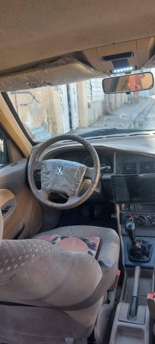 مديل15للبيع ما بيها اي نقص بس السنويه ساقطه السعر 35وبيها مجال استفسار اتصال على ***********
