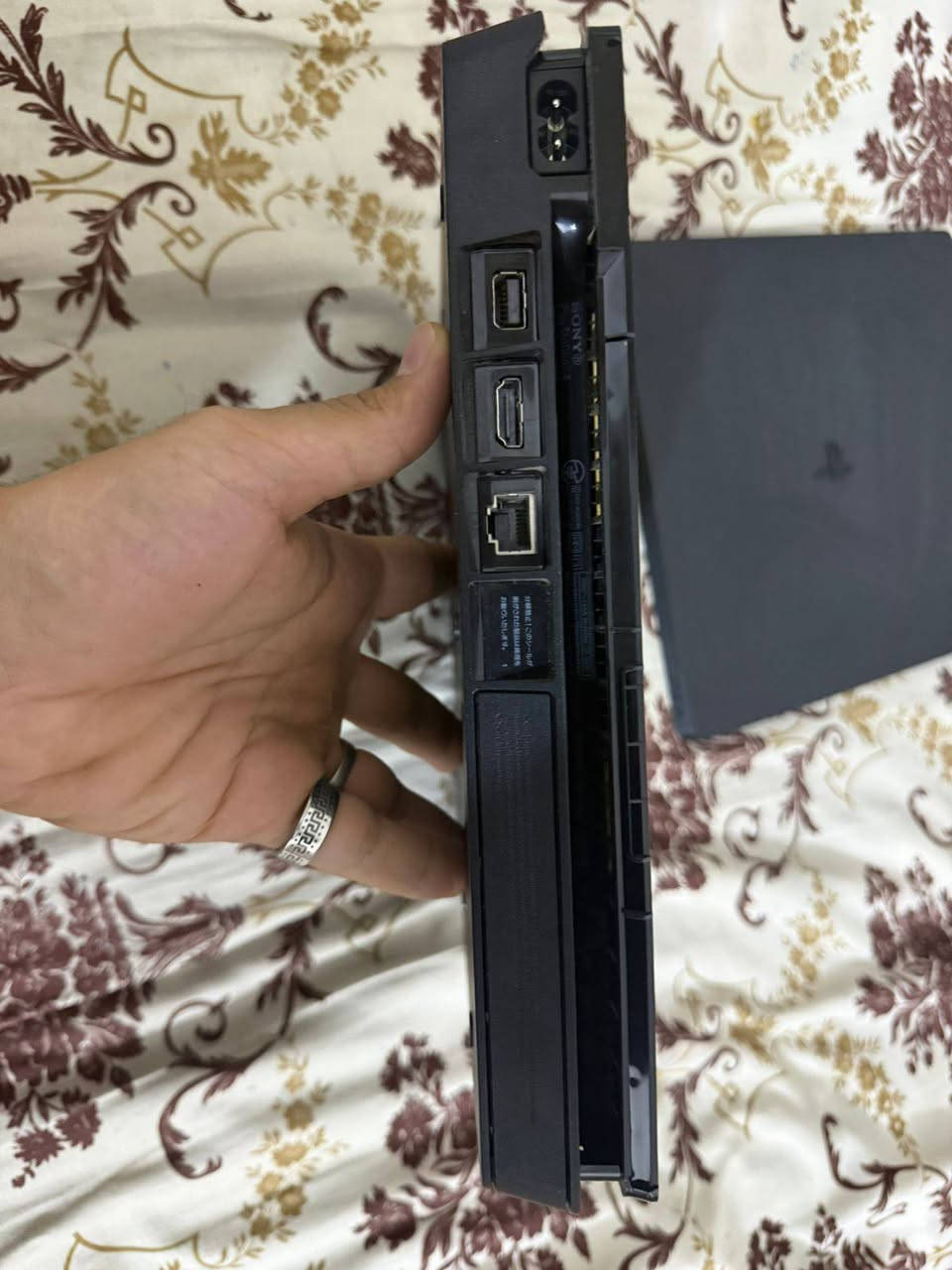 بلي فلور سليم جديد بالباكيت  استخدام اسبوع واحد فقط ما مفتوح كامل الملحقات مع يدة واحدة وبيس 2026 وراجنورك وهورايزون والبلي مهكر مع ذاكرة 500
السعر 325 وبي مجال بسيط للتواصل 
***********
