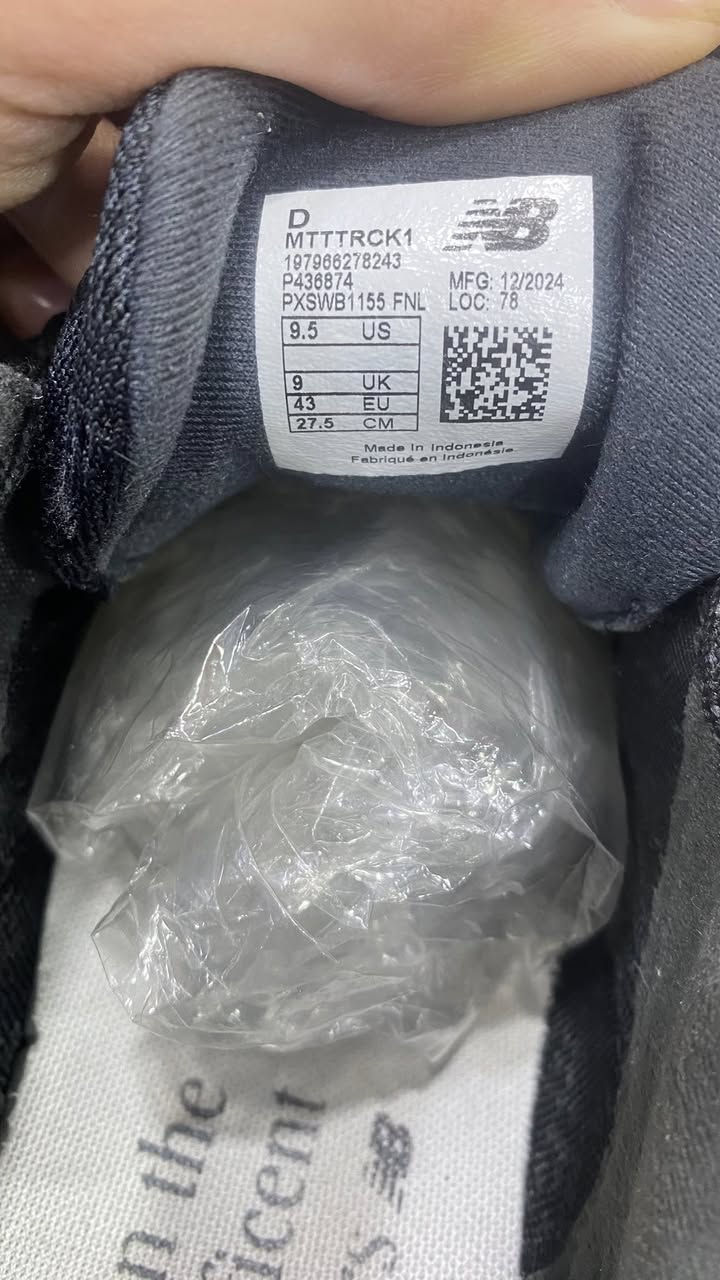 ماركة نیو بالانس وكالة اصلي
قياس :٤٣
طول القدم :٢٧.٥سم
للحجز دذلي خاص لو واتساب 
٧٧٠٨٢٨٤٢٤٢
