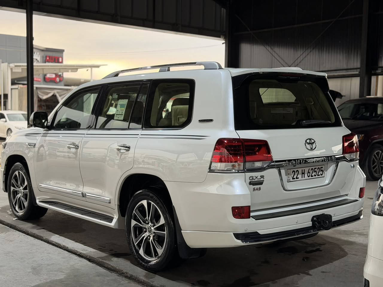 لاند كروزر موديل2020كران تورين وكاله SASدرجه اوله اصل كمرات360درجه عداد لكزس كوشنات كرهبا ثلاث شاشات بيها جكات جديده حيل ماشيه86كيلومتر حقيقي مكفوله كفاله عامه عنوان سليمانيه السعر 527بيها مجال***********
