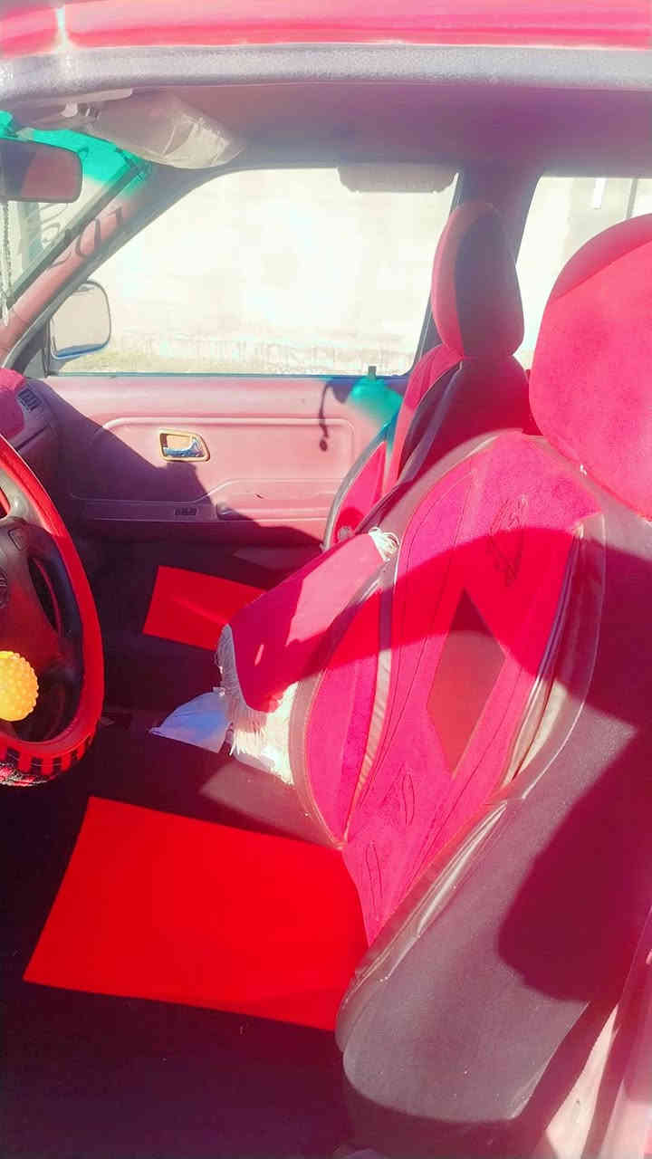 السلام عليكم ورحمه الله وبركاته 👇👇
دير موديل 2013 
كير محرك شرط لاصرف ولابخار 
رقم صلاح الدين مشروع وطني تحويل ثاني يوم 
دفتر بانزين 
كهربائيات كلها شغاله 
تايرات 4 كلهن جدد 
معا اسبير جديد 
دوشمه جديده 
السياره احلئ الصور 
مالت بيت تفيد الجناني 

والاستفسار الاتصال ع الرقم 
***********
*********** 
والخاص مفتوح مكان الحويجه قريه حوض سته
