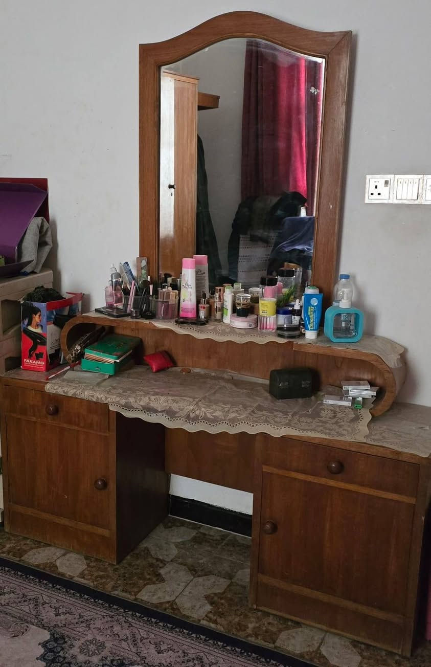 غرفه للبيع ست ابواب نجاره اصلي نظيفه السعر ٥٠٠ وبيها مجال عنوان كوت الزهراء التفاصيل خاص


**إذا كنت صاحب هذا الإعلان وتريد حذفه لأي سبب، رجاءا أرسل رسالة إلى الدعم الفني**