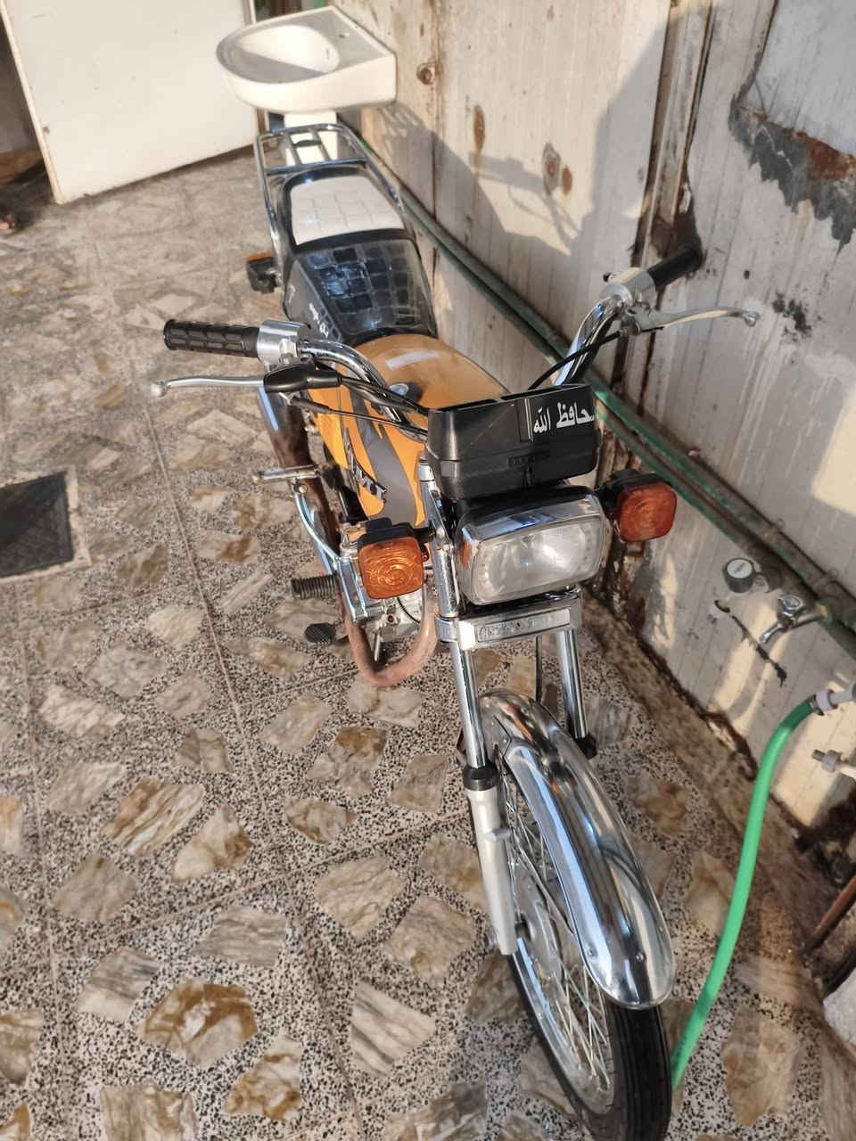 سلام عليكم
غراض كامله للبيع لايتات اشاير باتري ضفيرهه والخرج هم وياهن أبيعلك غراض كامله جيب وشد والكشن شلعه وحده تريد التانكي وياهن ابيعه متريده عادي كلشي شغالل 

مكان نجف كوفه حي ميسان 

رقمي .*********** 

متواجد خاص ورقم
