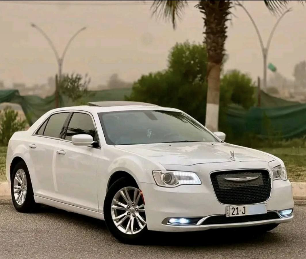 سلام عليكم s300 للبيع
سياره فول مواصفات موديل 2017

بدون قطره صبغ 

رقم شمالي.  فتحت بانوراما 

كلشي بالسياره شغال 

ويل مكسيكي.    سياره جديده بمعنى الكلمه سياره مال جناي 

اتصل وادلل للاستفسار ***********    السعر 140$
