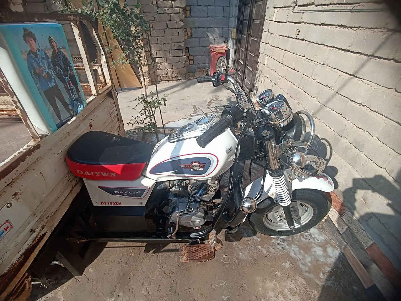 ستوته للبيع مديل 2014 وراق ستوته جاهزه ماذب عليه ربع كلشي شغال هاذه رقمي ***********
