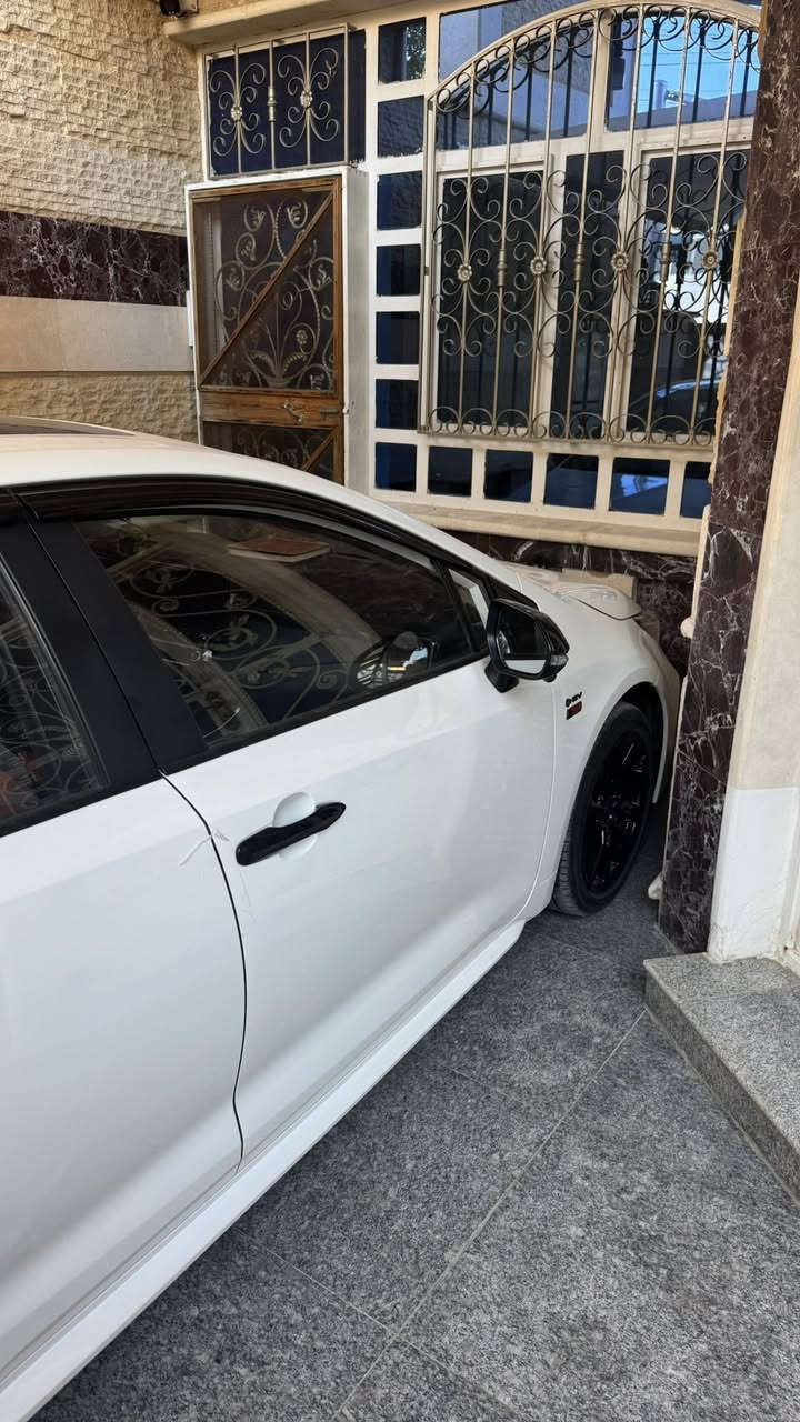 السلام عليكم ورحمه الله وبركاته …
❗️مراوس  بكورلا فروتلاندر او كروس وارد صيني 

كورلا GR 2025 فول موصفات اعلى فئه اربعه كامرات كشن كهرباء موصفاتها معروفه 

حلوه السياره ومصروف عليه وعلى ايدي نظيفه جداً 

ماشيه 10 الف 

للاستفسار الاتصال

***********

***********

وشكراً
