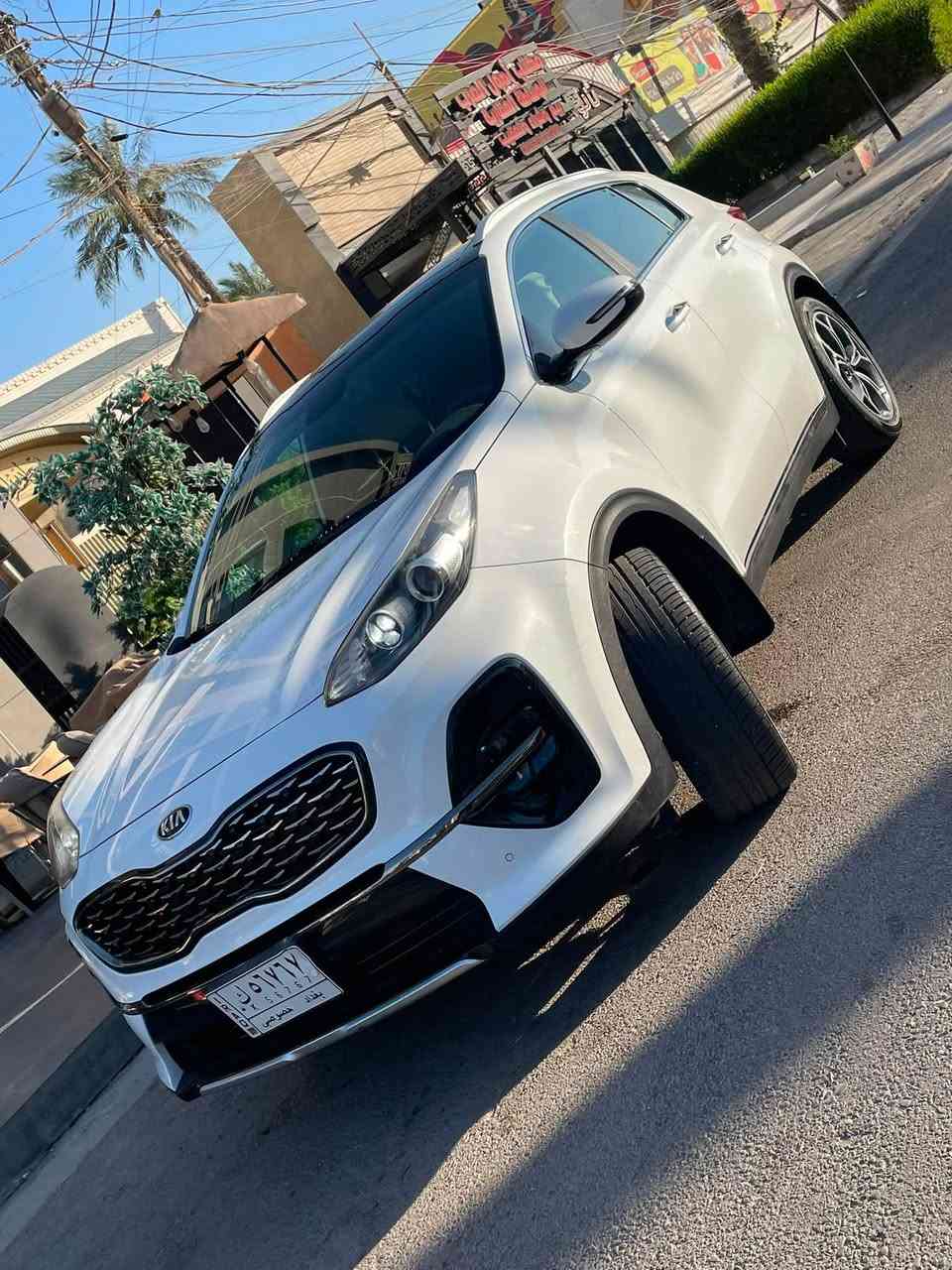 كيا سبورتج 2019 جي تي لاين GT LINE
السياره مكفوله من حادث وصبغ وتبديل
على ايدنه من الزيرو ماشيه 43 الف كيلو
ضمان الدوليه
بيه شويه ملاحضات بالبدي مال استخدام

مواصفات 
بانوراما 
حساسة امامي وخلفي
دركه جي تي 
كامره خلفيه
شاشه 
درايف مود واتو هولد
تبريد بيانو بلاك
شاشه اعطال ديجتار
بعد بيه هواي مواصفات
ويل كبير 

السعر 193 بيه مجال بسيط
مكانه السيديه
***********
