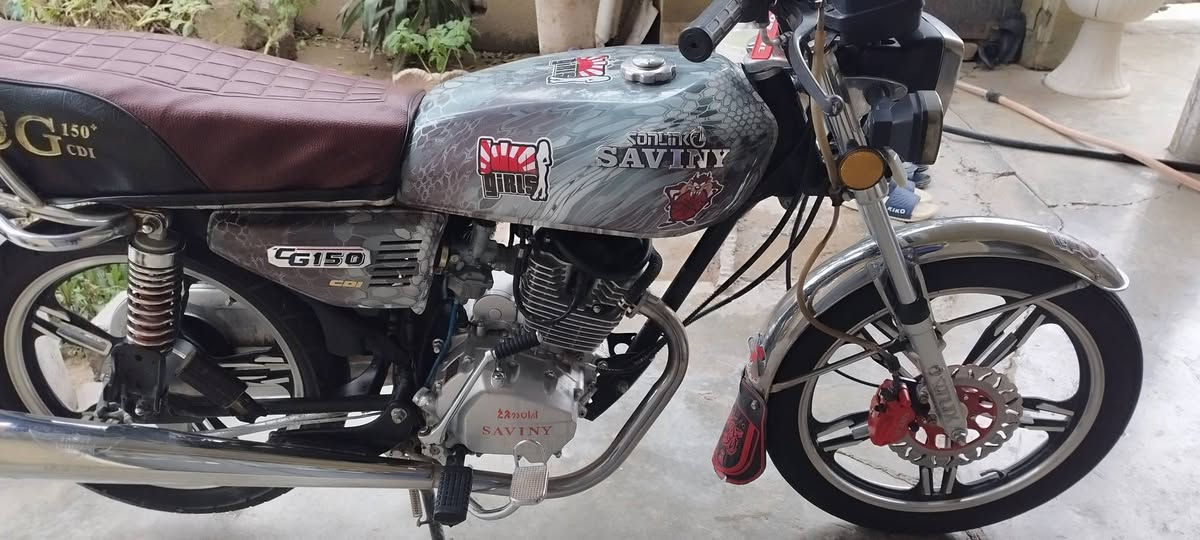 دراجه سيفان مديل 22 دراجه خير م̷ـــِْن •اللّـہ̣̥ ڱڵـه  ع وضع الشركه  ربع متصرف عليها بصمه تشغيل ع بعد  المكان شهربان الشراي بي خير ويدلل رجا الموشراي لايتعبني ***********
