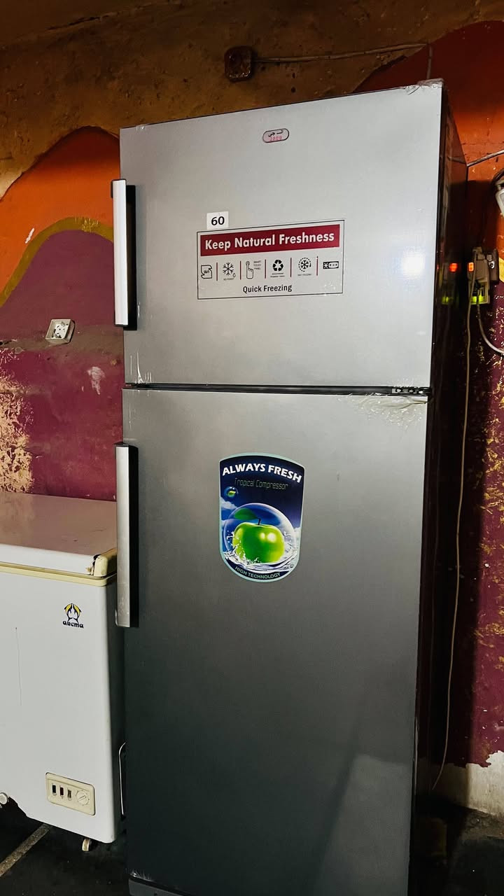 ثلاجه حجم كبير نوعيه LG جديدة وتجميدهه يخبل سعرها 400


**إذا كنت صاحب هذا الإعلان وتريد حذفه لأي سبب، رجاءا أرسل رسالة إلى الدعم الفني**