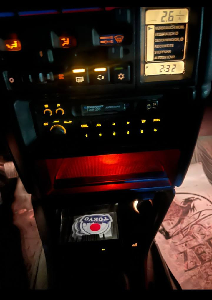 سلام عليكم  فكتره 1994 فوول فوله باس كير عاديه بيلدي شاش بستنه مكينه 3.0 مشاءالله 
سياره زور جوانه يك داسته يك دينار مسرفي تيدانيه زور باكه حته ايسته .212440. km
حقيقي صبغ عام لو جواني بي ليدان حمو كياني باشارت 4تايه ويل نويه... رقم 
  *********** ... أربيل, العراق
