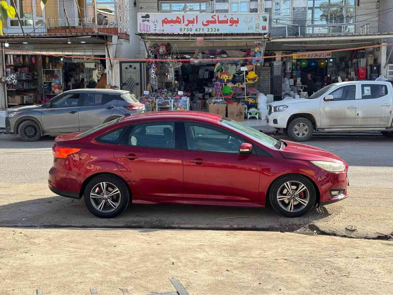 فورد فوكس موديل 2017 محركها 3 سلندر توربو حادث امريكا جاملغ بدون دواخل بدون ايرباك و بايدي انفتح البنيد ع القمارة صبغت البنيد و بيها مكان صغير بي دي ار بالقمارة ابد ما يبين سيارة كلها كلها بشرط من الدعامية للدعامية مابيها نقص ماشية 150 الف كيلو مو ميل
سيارة جاهزة مابيها اي نقص و سعرها 77 ورقة و بي مجال و عليها 7 اوراق و نص غرامة ينقص من سعرها 
رقم تلفون و واتساب 
( *********** ) أربيل, العراق
