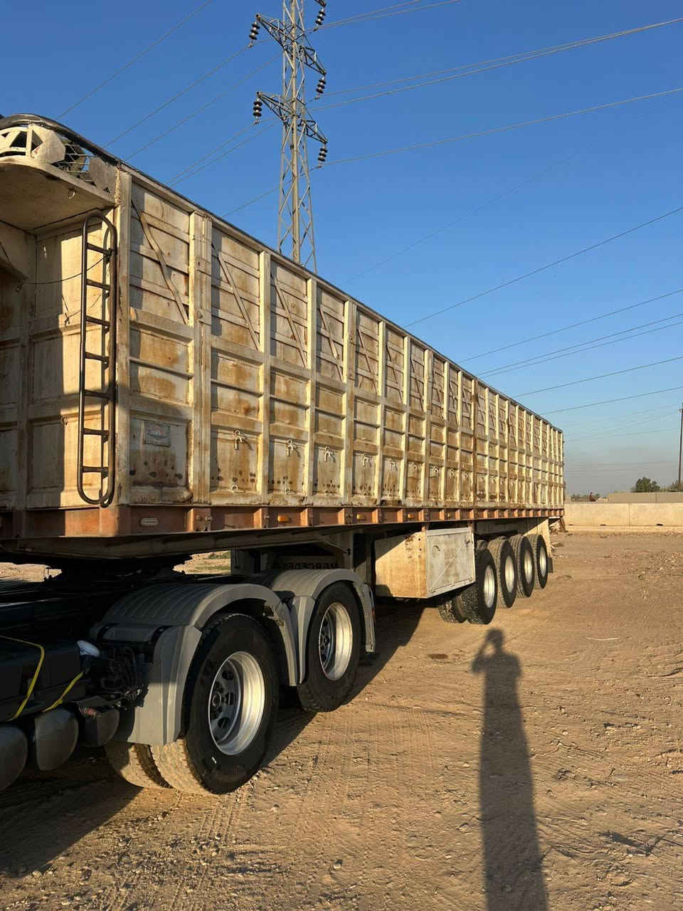 عربانه البيع*********** السفسار عله هاذه رقم العنوان بغداد التاجي
