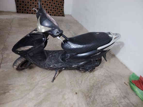 لسلام عليكم كايمكو سعر 325 بدون اوراق بدون اوراق مكان الرمادي رقم الهاتف***********
