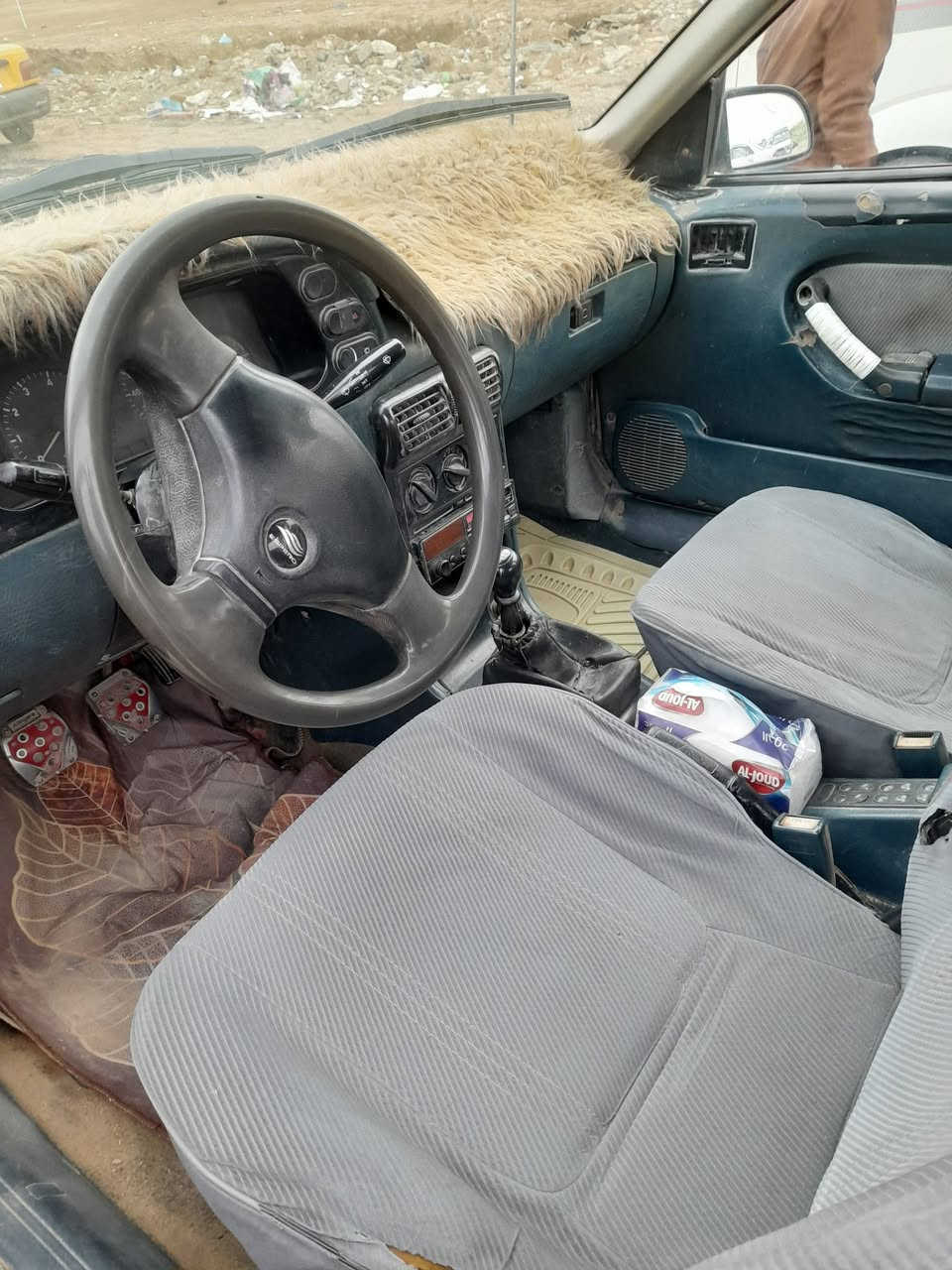 السلام عليكم اسبروموديل1992 مفتوح سياره جاهزه سنويه 2030 سياره بسمي***********مكاني بغداد اليوسفيه السعر25
