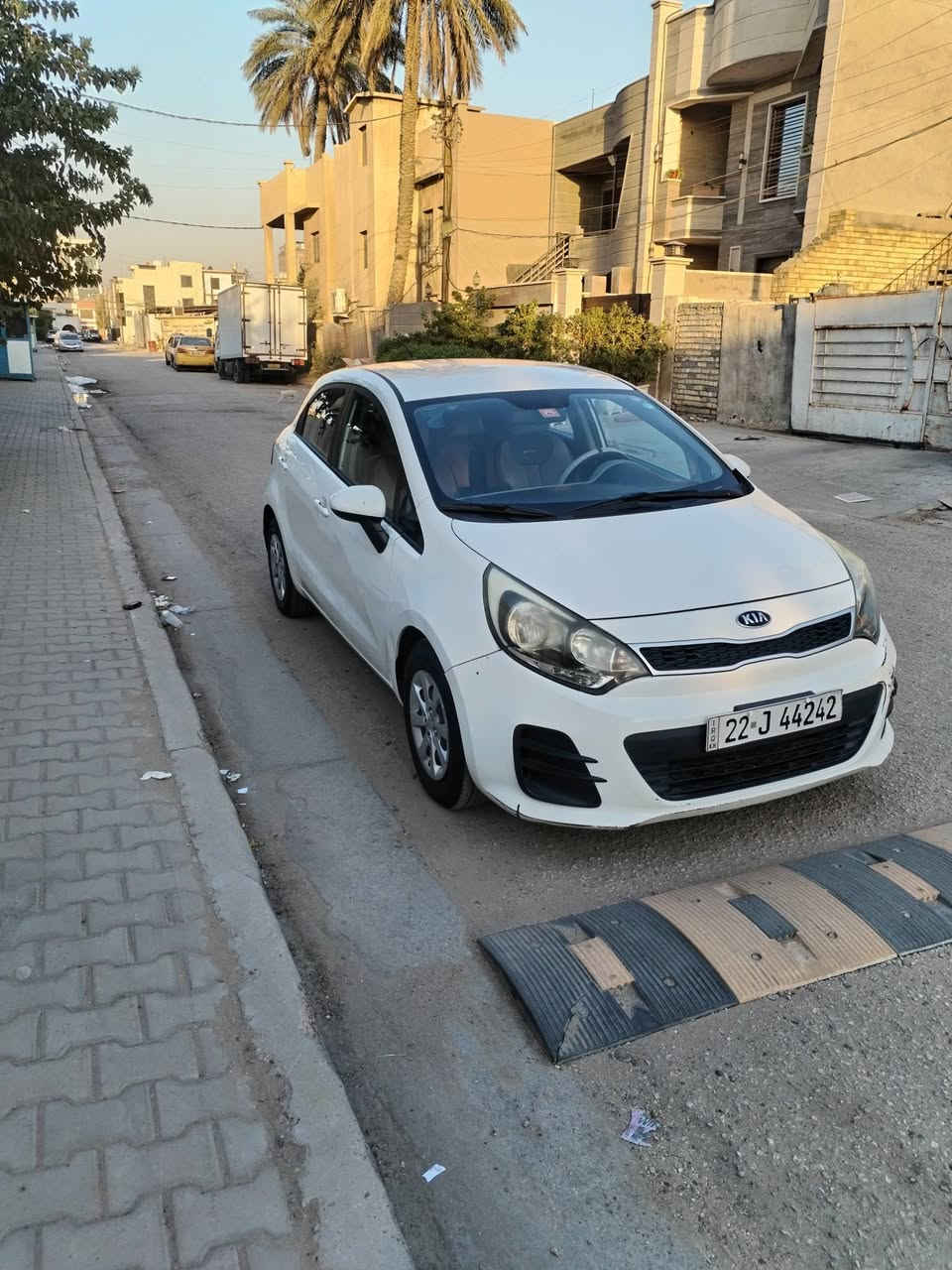 كيا ريو 2016 خليجي محرك 1600 السياره كلش نضيفه مال بيت موصفات مثل ما موضح بالصور جاهزه على اخر حبايه من كبر ومحرك وتخم تاير وتبريد ويه السويج السياره بسمي احولك مباشر مكان السياره بغداد رقم تلفون ***********
