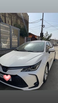 كورلا هايبرد ٢٠٢٤ شكل خليجي علامة الزركة المرغوبة فول مواصفات محرك1800...