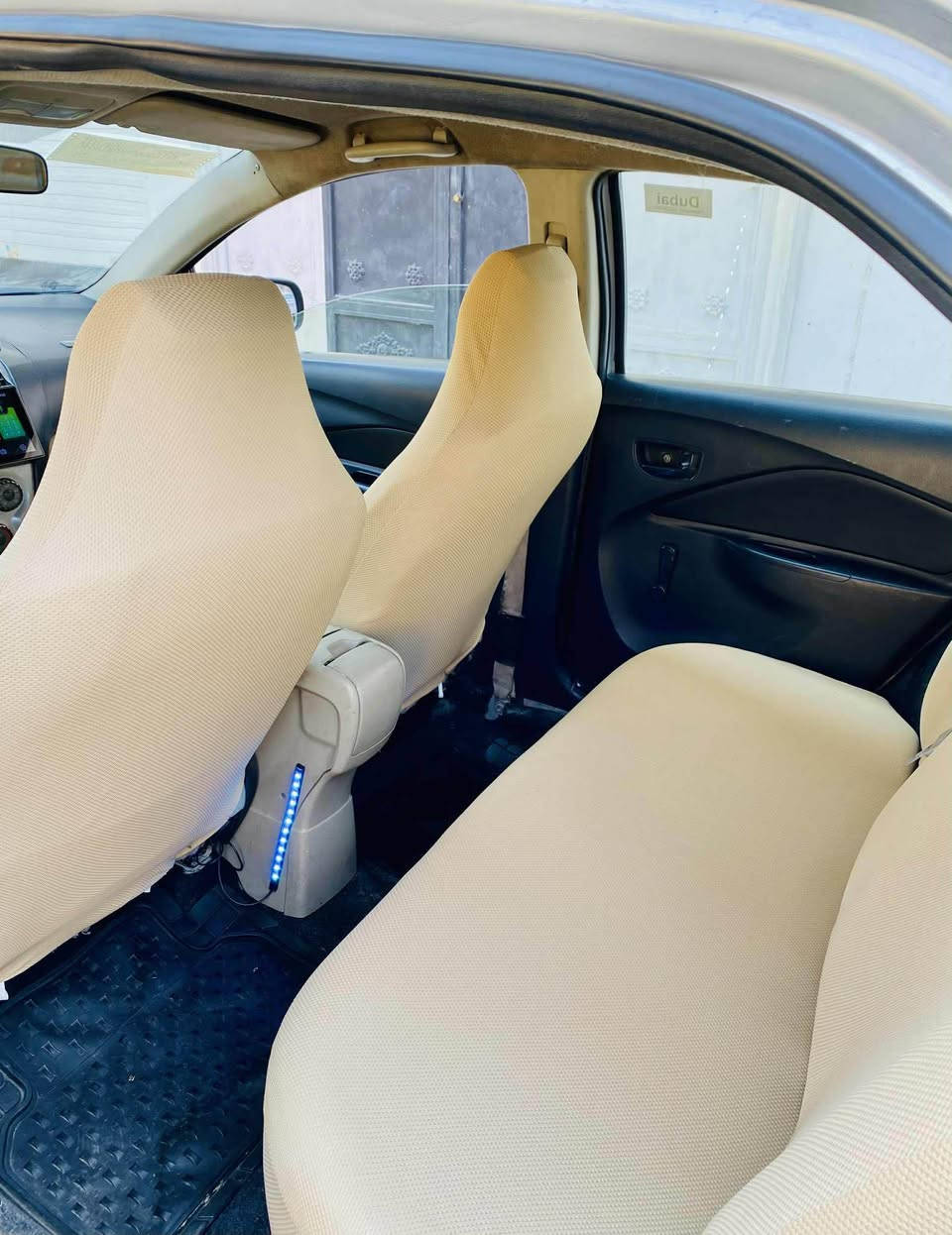 تۆیۆتە یارس 2006 گێرعادی مەکینە گەورە ویل کەپ ناو زەرد یەدە نیکل سیارەکە بێ کێشەیە خاوێنە ٦ پارچە بۆیاخی هەیە من بە حیزام دەیفرۆشم بەشەرتی وەرگەران جەمپی کەمی هەیە گێر مەکینە برانەوە تەحویل بەشەرت نرخی 59 $ کمەک مەجال 
ژمارەی خاوەنی : واتس ئاپ *********** أربيل, العراق
