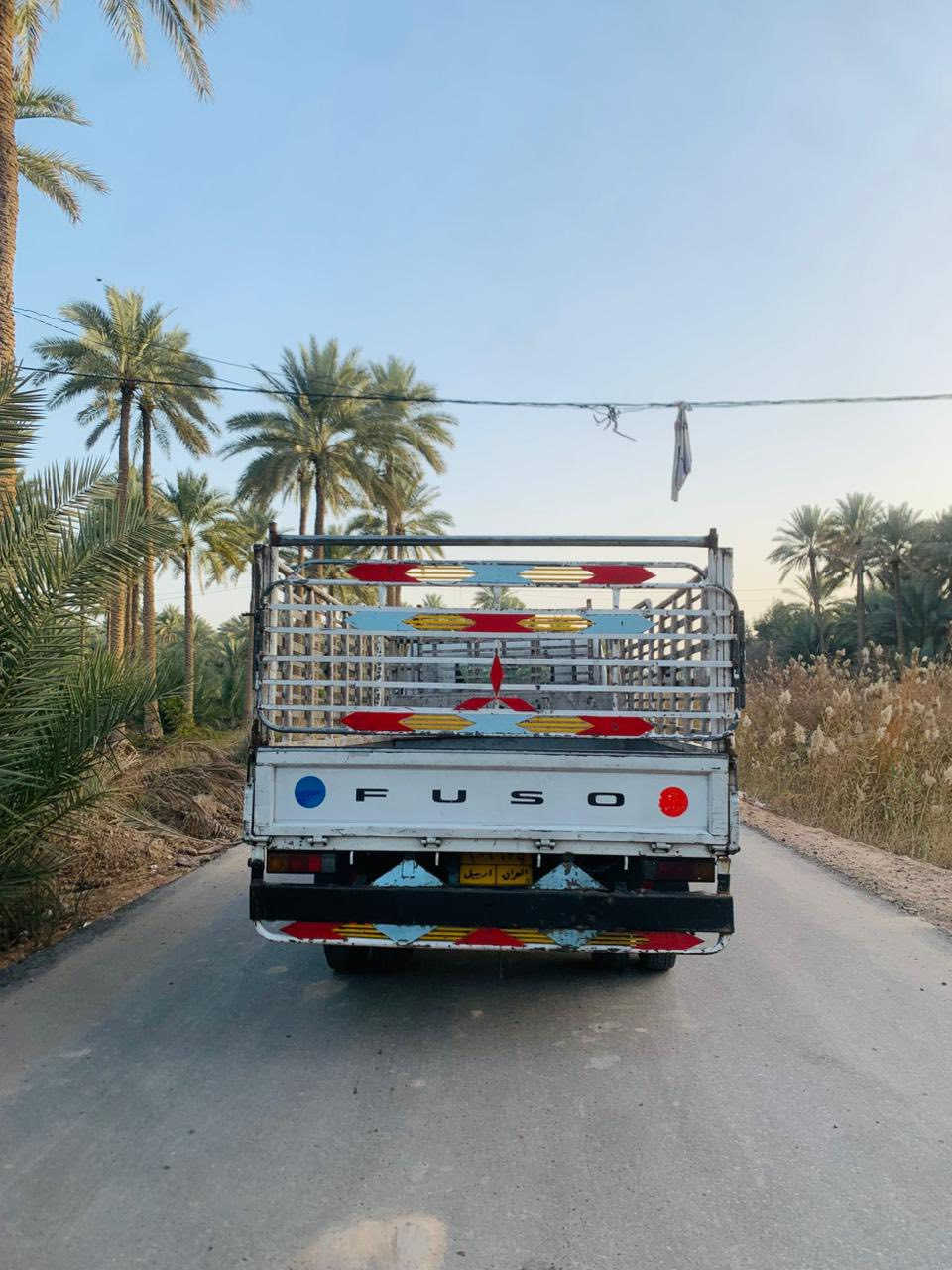 السلام عليكم كنتر موديل ١٩  سياره مكينه وكير وكسن وشاصي كفاله حداديه جديده مكفوله من الصبغ ولمعجون فقط بيبان مبده راعيهه عربي تحويل ثاني يوم ويمته ماتريد سياره جاهزه كبل عمل عارضهه.  ١٧٥ وبيهه مجال بلاش بلاش مكاني كربلاء الحسينيه ***********.    ***********
