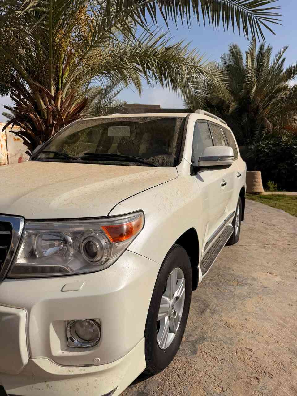 الاندكروز  موديل ١٣بريم كفاله عامه ٨سلندر ٤٧٠٠ مراوس بيكم عالي تماتيك***********
