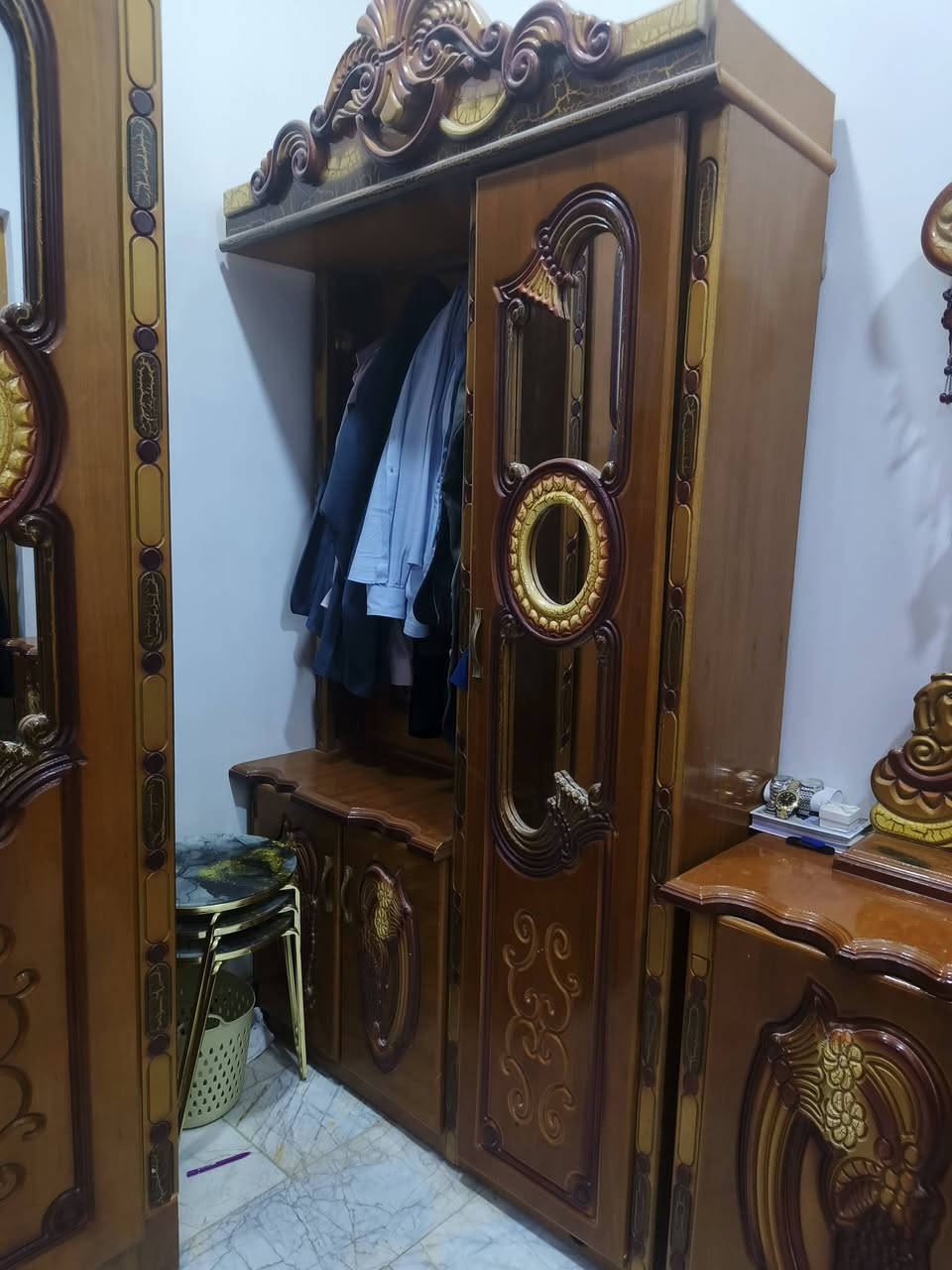 غرفة نظيفة كلش تلج جرباية موجود بس لان متكفي الغرفة مساحتهة صغيرة اريد أبيعها قفل ب ٦٥٠ واذا تأخذ جرباية الطفل وياها اتساهل بسعر شوية


**إذا كنت صاحب هذا الإعلان وتريد حذفه لأي سبب، رجاءا أرسل رسالة إلى الدعم الفني**