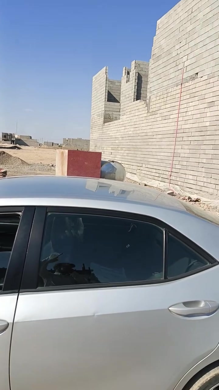 قطعه 100 متر بالمسيج بالبدايه بنص البناء الوجه 5 ونزال 20 سعرها مناسب
***********
***********
