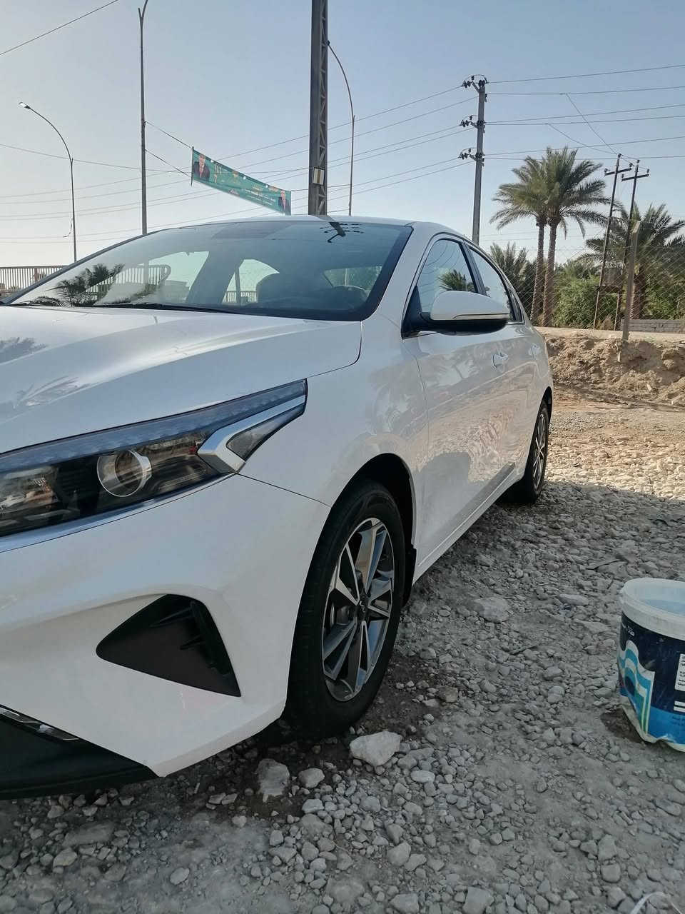 كيا سيراتو 
موديل 2024  خليجي مكفوله كفاله عامة فول موصفات
   رقم بابل نكليزي مشروع وطني بسمي مداور مباشر بسمك 
فتحه سلايت روف 
حساس خلفي
لد نهاري
داخل لونين
نضام كروز
لايت عدسه
ويل كب كروم
تبريد قطعتين 
مكينه 2000 دوش 
مكاني الدوانيه
***********
