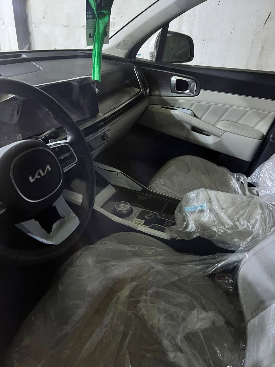 السلام عليكم سورنتو خليجي 2024
كفاله عامه
ماشيه63
الشكل الجديد
رقم بغداد سنويه باسمي 
6سلندر
فول مواصفات 
حساس خلفي
حساس امامي
كشن كهرباء
تشغل عن بعد
لد امامي وخلفي
مري شفط ترحيب
كامره دواره
سايد ابريك بصمه
شاحن الجوال
نظام قياده
مانع انزلاق
مانع انحدار
اوتو هولد
تبريد شاشة
شفتات استيرن
تبريد 3قطع
لد ليزري
كشن أوف ايت
جنطه كهربائية
بردات خلفيه
دخول ذكي 
وبعد هواي مواصفات 
سعر 318وبي مجال 
مكان بغداد هـ***********
