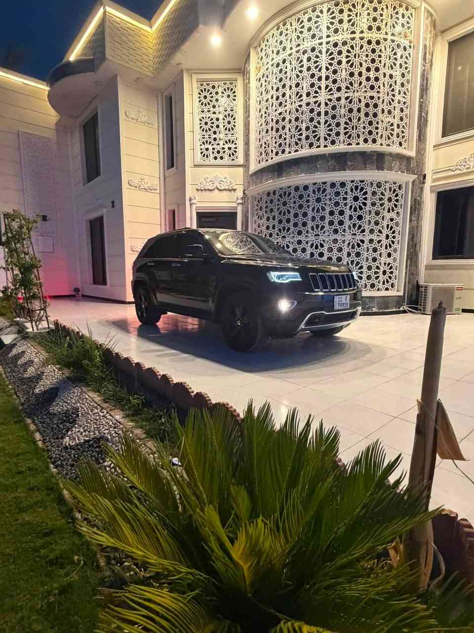 جيب 2014 لون مميز اسود ملكي  لمتددفول مواصفات🍒

وارد خليجي 

السيارة بل واقع احلى من الصور  / السعر 175مراوس حسب القناعه

مكان سيارة بابل. 

رقم السياره بغداد بسمي

 

‎مواصفـات السيارة 🔗 :

📌 المحرك V6 ستة سلندر 3600

📌 الكير اوتماتيك 8 نمر 

📌دفع رباعي 4x4 

📌 المحرك  كفاله بيها نضام FlexFul يدعم بنزين العادي - المحسن - السوبر 

📌  نظام ماوس لتغير وضعيات القيادة (ثلج-طين-جبلي )

📌 ويل 20

📌اللايت زنون 

📌صندوق كهربائي 

📌بانوراما ..

📌 الداخل بيجي 

📌كشنات جلد 

📌كشنات تدفئة الامامي والخلفي

📌الشاشة 8.4 انش الجبيرة 

📌 ٩ سماعات مع مضخم صوت

📌 ابواب بصمة 

📌 حساسات خلفية

📌 كاميرا خلفية 

📌گير طيارة شفتر

📌خزن مقاعد ٣ وضعيات

📌 تسخين مري

📌 نظام ترحيب للمقصوره الداخلية

ملاحظه السياره جديده وجاهزه من كلشي 

كير مكينه حداديه كله كفاله 
 تبريد ثلج

بيه صبغ بل بنيد شبرين ولجنطه هم بيه شويه فقط

بدون دواخل 

رقم الهاتف***********
