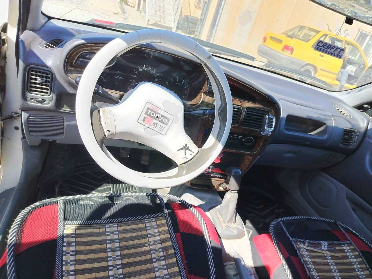 السلام عليكم سياره براتون 2002 مكينه وكير خير من الله تبريد ويه سويج تخم تاير حداديه كشر ودواخل نضاف رقم سياره بغداد مكانه واسط تحويل ثاني يوم السعر 33 $ ***********
