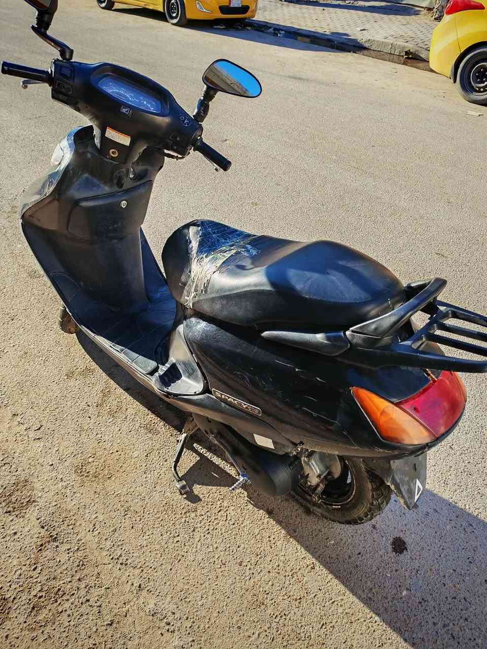 سلام عليكم سبيسي ياباني هندر فقط عنوان بغداد ابودشير سعر 250 . . ***********متواجد واتس
